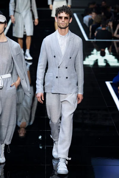Look 65